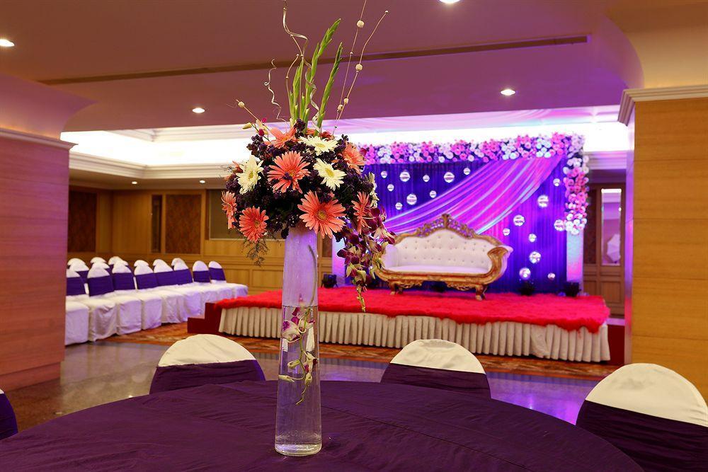 Townhouse 517 La Sapphire Near Delhi Airport Hotel New Delhi Exterior photo