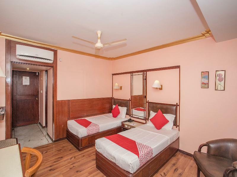 Townhouse 517 La Sapphire Near Delhi Airport Hotel New Delhi Exterior photo